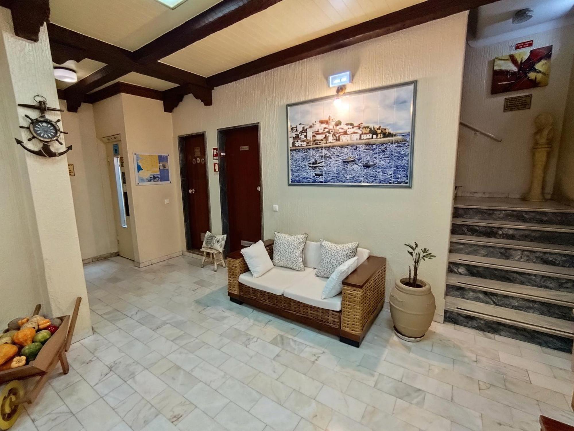 Apartamentos Turisticos Praia Grande Ferragudo  Exteriör bild