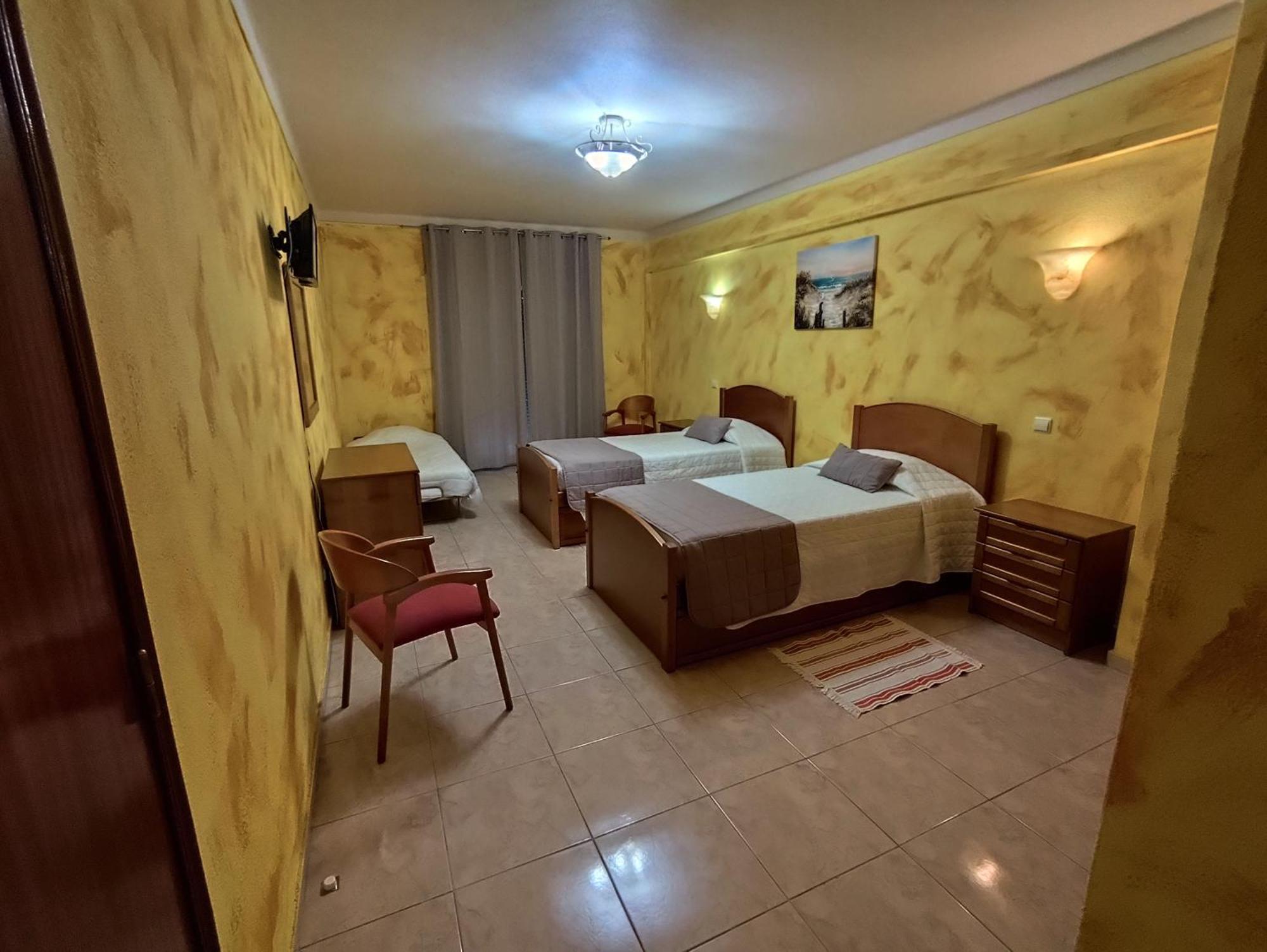 Apartamentos Turisticos Praia Grande Ferragudo  Exteriör bild