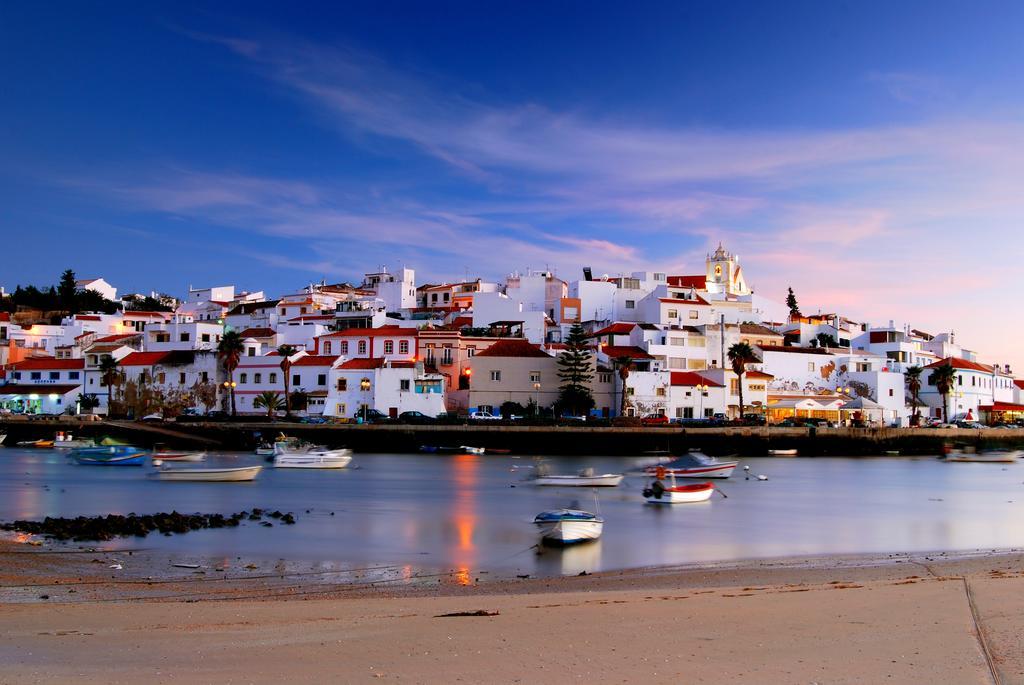 Apartamentos Turisticos Praia Grande Ferragudo  Exteriör bild